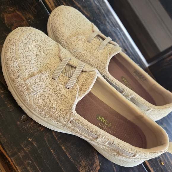 Skechers Shoes - Skechers Shoes